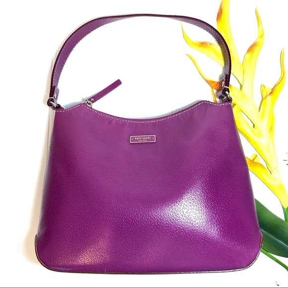 kate spade Handbags - Kate Spade Shoulder Bag lightly used.